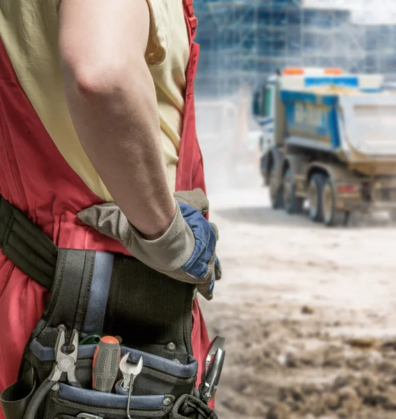 Chef überwacht die Arbeit des Mitarbeiters — Stockfoto