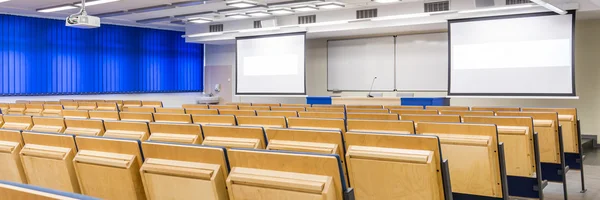 Collegezaal op moderne Universiteit — Stockfoto