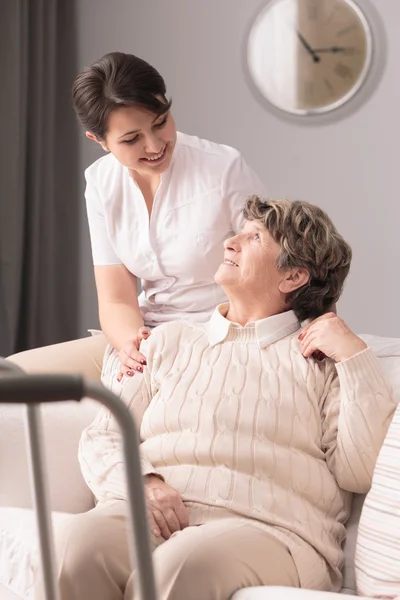 Taking care of patient — Stock Photo, Image