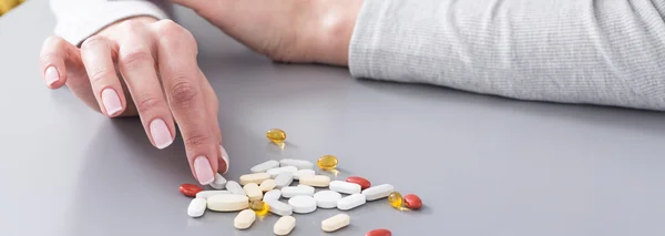 Woman and her morning medicine — Stock Photo, Image