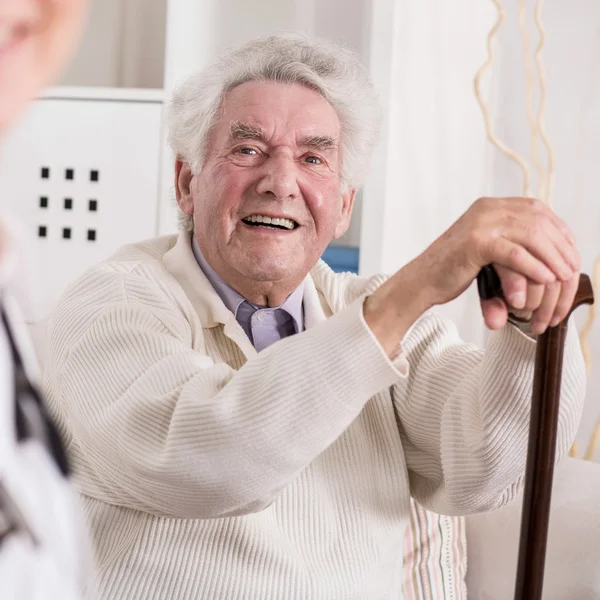 Ler rik gubbe — Stockfoto