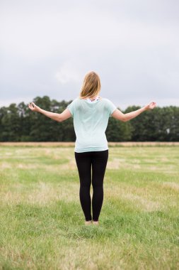 Doğa ile uyum içinde yaşayan