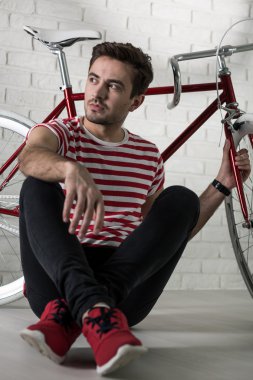 Tek düşündüğüm şey bir bisiklet