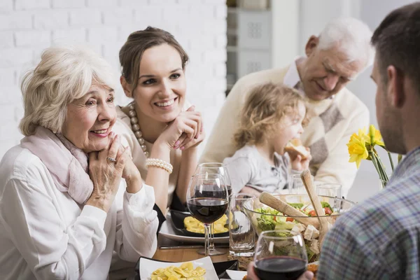 A família é tudo o que temos ... — Fotografia de Stock