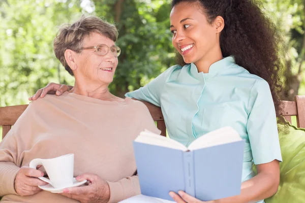 Passare il pomeriggio insieme — Foto Stock