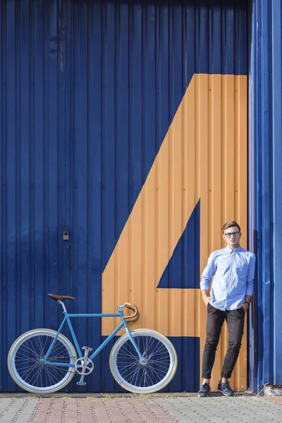 Bicicleta para ciclismo hipster fresco —  Fotos de Stock