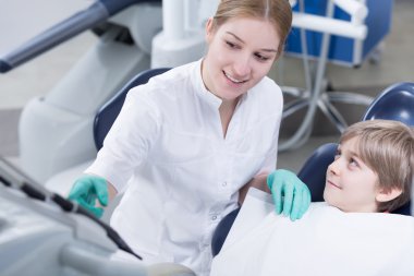 Ona ilgi ve sondaj başlamadan önce rahat yapma