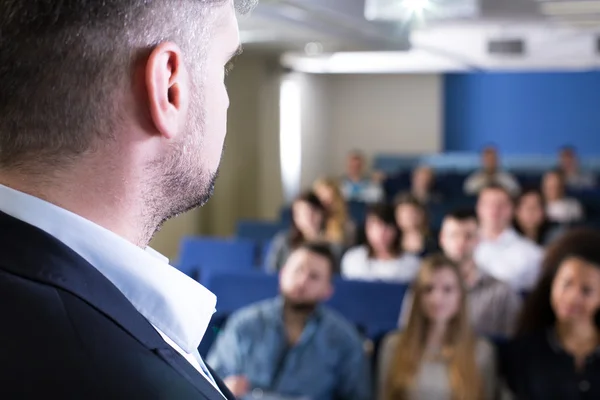 Hij houdt van onderwijs — Stockfoto