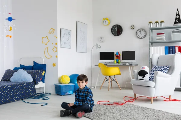 Met een beetje verbeelding kan uw kamer een ruimteschip worden — Stockfoto