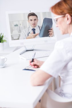 Teknoloji mesafe ortadan kaldırır.