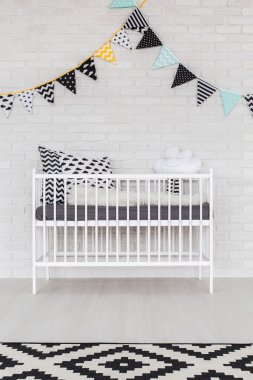 Beni bulutlarda örtmek