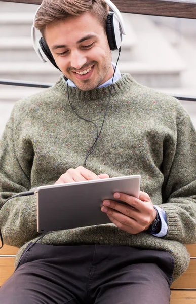 Merkez istasyonundaki adama