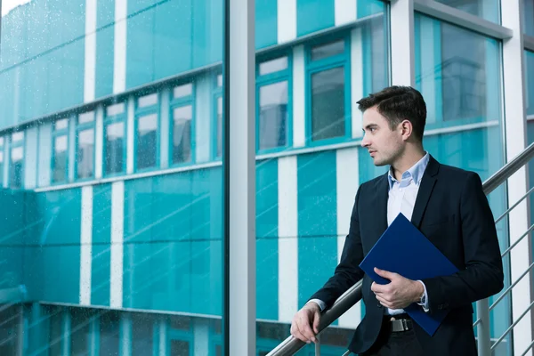 Man after graduating — Stock Photo, Image