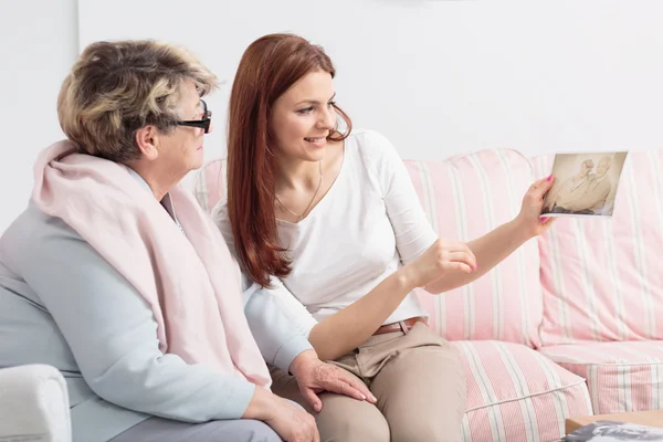 Mi manca molto il nonno. ... — Foto Stock