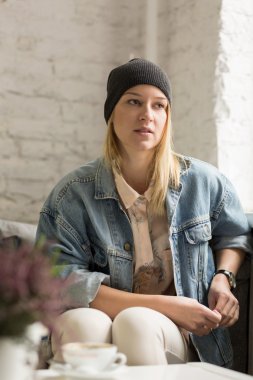 Sakin ol ve kahve içmek için ideal bir yer