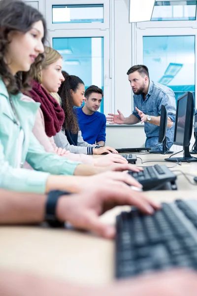 Fokus jetzt auf das Thema — Stockfoto