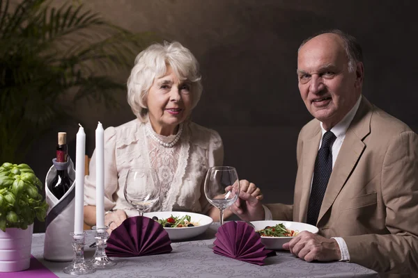 Romantic dinner for a special occasion — Stock Photo, Image