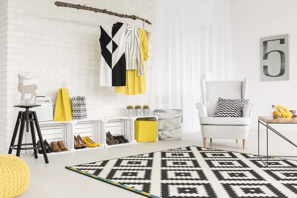 Perfekta hem utrymme för modern affärskvinna — Stockfoto