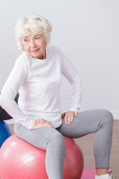 Забота о хорошем самочувствии является чистой расслабиться для нее
