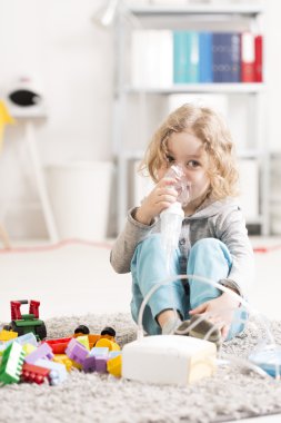 Mutlu çocukluk hastalığı rağmen