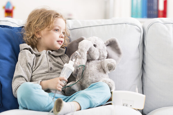 Я и мой маленький слон больны.
...