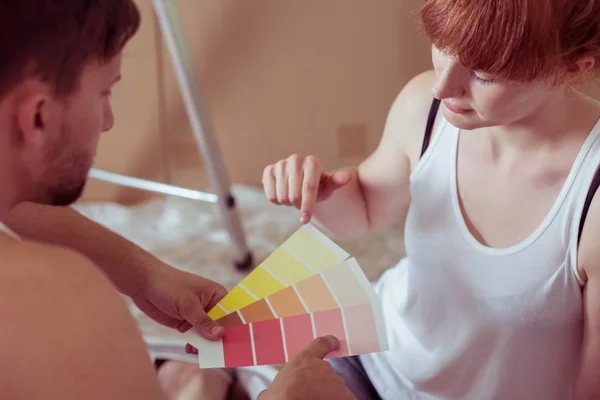 Yellow for the living room and red for the bedroom — Stock Photo, Image