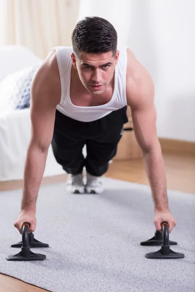 Working hard to be fit — Stock Photo, Image