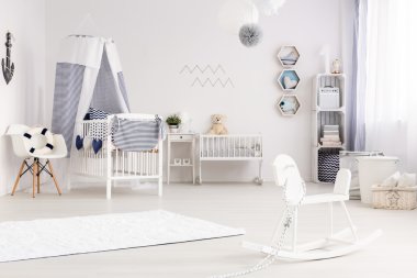 Bebek odası deniz dekorasyonu ile