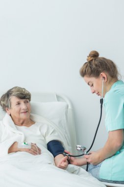 Kan basıncı kontrol edelim