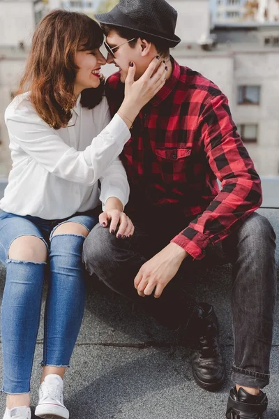 Datum med staden på våra fötter — Stockfoto