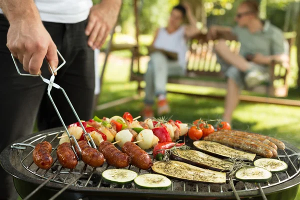 Making sure it's prepared — Stock Photo, Image