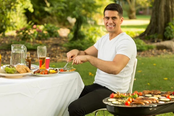 Verano en un jardín —  Fotos de Stock