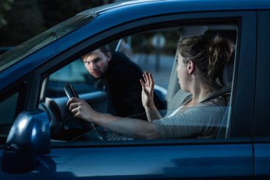 Benden ne istiyorsun??