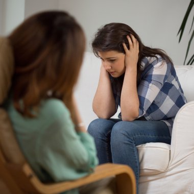 Kadınlar psikoterapötik oturumunda