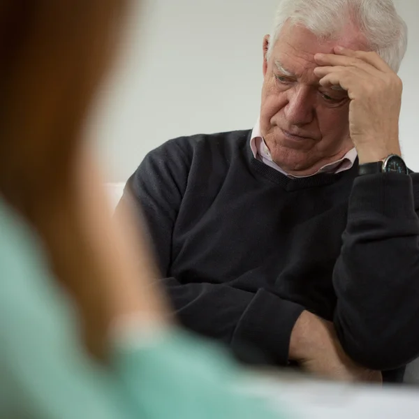 Bezoeken van een psychiater — Stockfoto