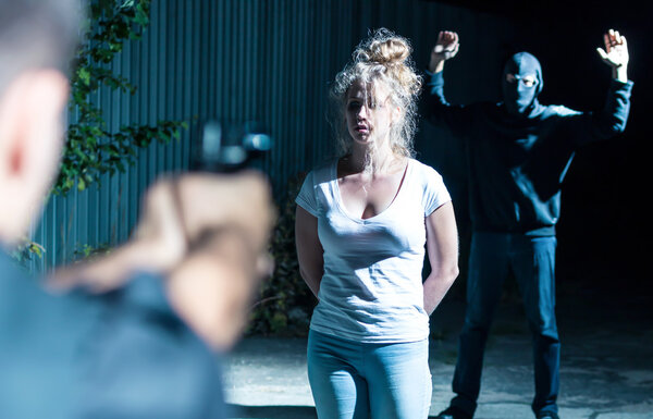 Police officers came for rescue just in time