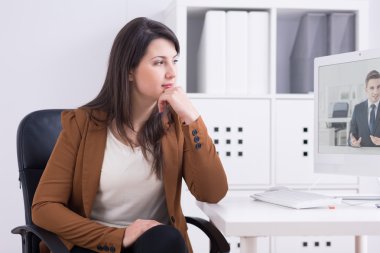 Mükemmel on-line merchandiser için arıyorsunuz