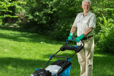 Bahçe derli toplu tutmak