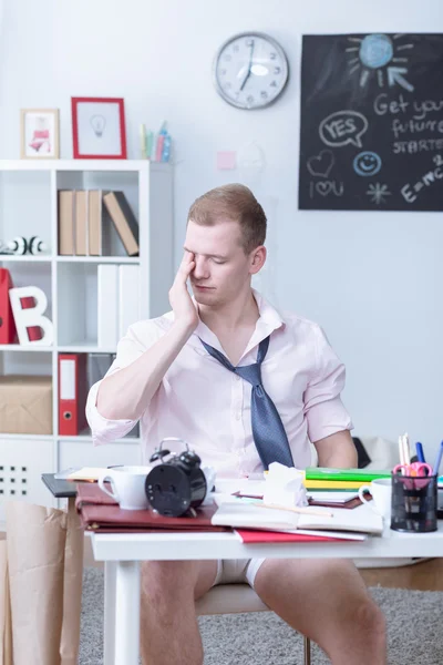 Te moe om meer te leren — Stockfoto