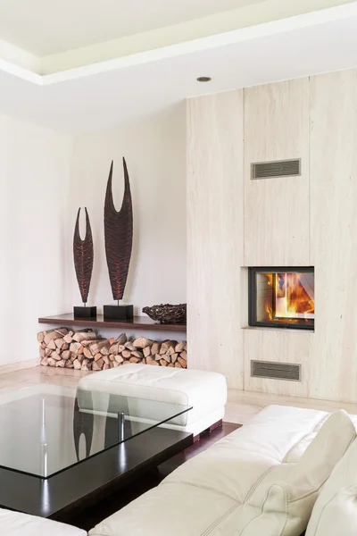 Stunning fireplace idea — Stock Photo, Image