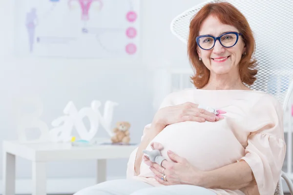 It' never too late to be a mother — Stock Photo, Image