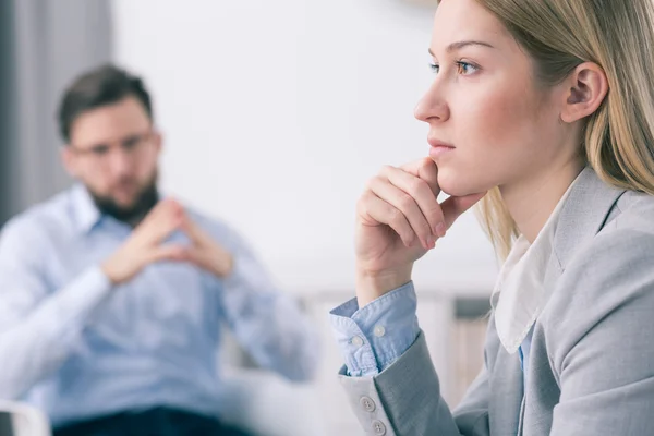 Tiempo para concentrarse durante la terapia — Foto de Stock