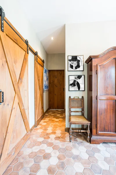 Natural colours of elegant rustic hallway — Stock Image Natural colours of elegant rustic hallway Stock Image