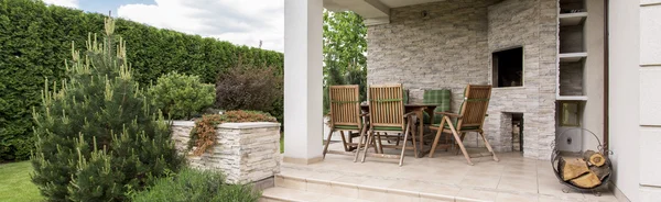 Villa patio in nieuwe stijl — Stockfoto