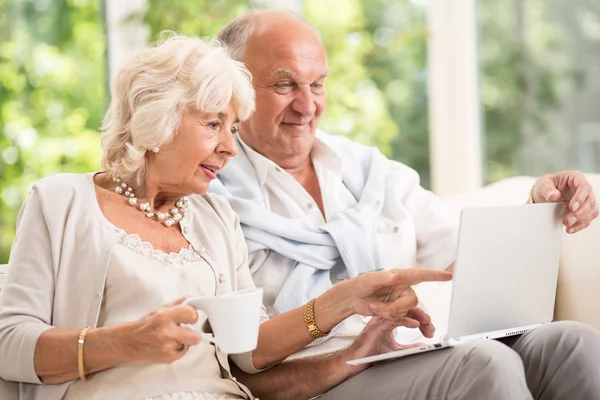 Shopping online a casa — Foto Stock