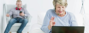 Online arkadaşlar edinmek için kolay yolu