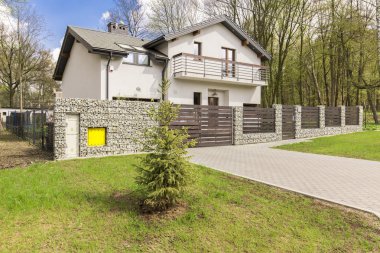 Kendine iyi bak, villası