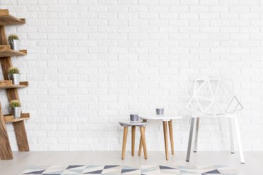 Sandalyeler yeni dönem