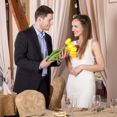 Lale onun girfriend veren adam