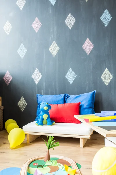 Room with black wall — Stock Photo, Image